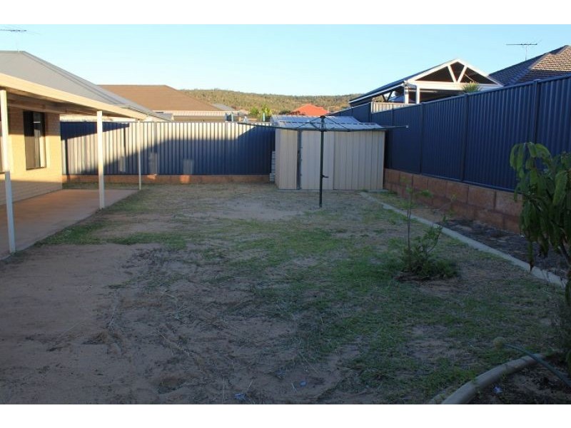9 Bunya Green, Byford WA 6122