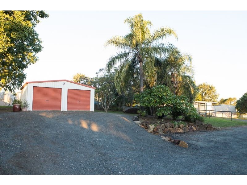 21 Flame Tree Court, Walloon QLD 4306