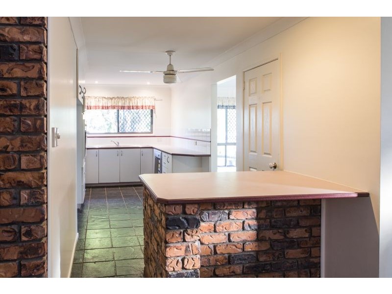 21 Flame Tree Court, Walloon QLD 4306