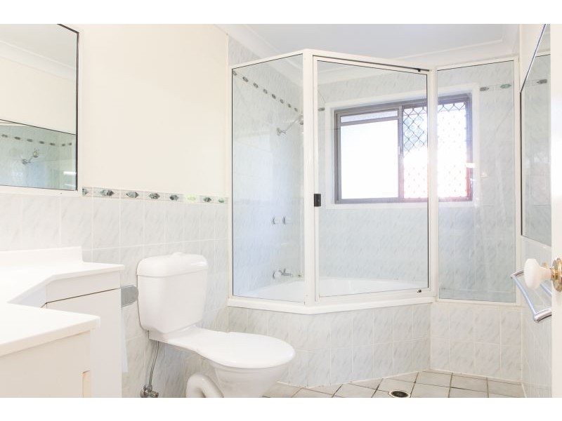 21 Flame Tree Court, Walloon QLD 4306