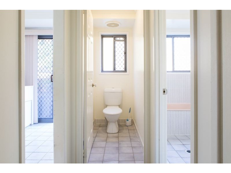 21 Flame Tree Court, Walloon QLD 4306