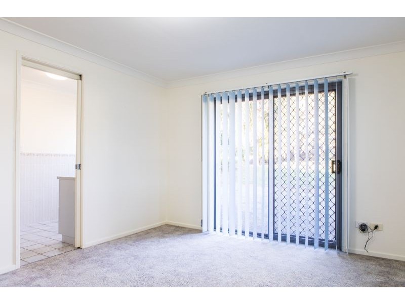 21 Flame Tree Court, Walloon QLD 4306