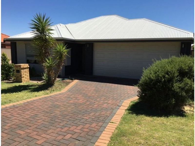 1/65 little john road, Armadale WA 6112