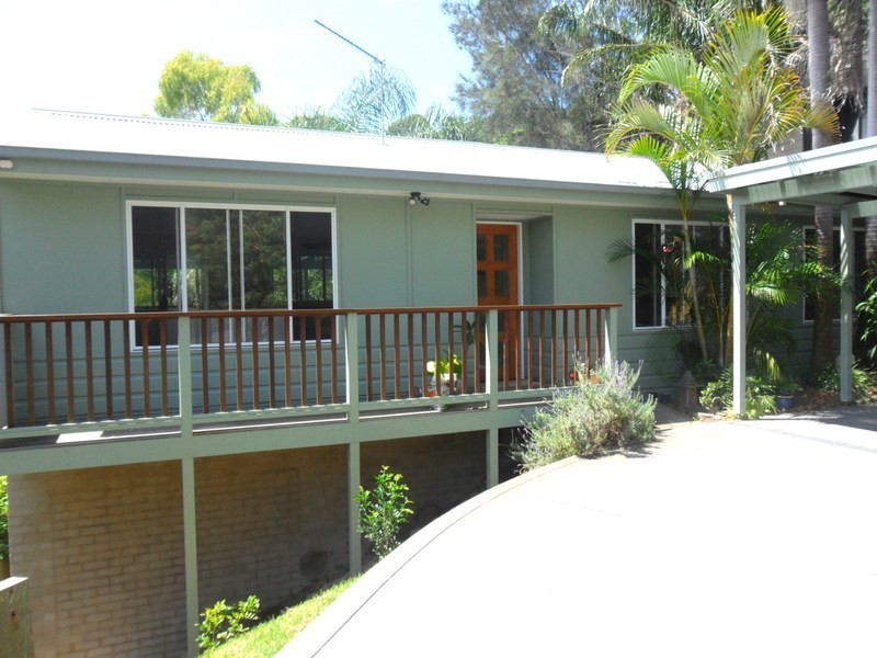 12 Warwilla Ave, Copacabana NSW 2251