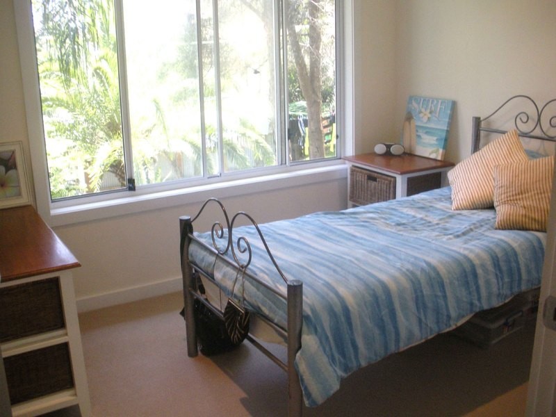 12 Warwilla Ave, Copacabana NSW 2251