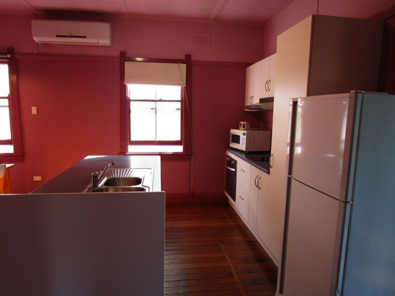 37 Upper St, Bega NSW 2550