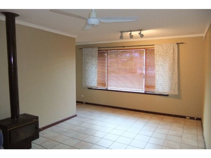 44A TEMPLE ST, Victoria Park WA 6100