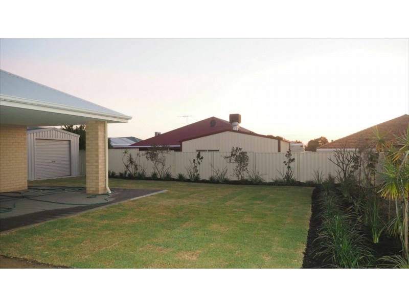 198 Sultana Road, Forrestfield WA 6058