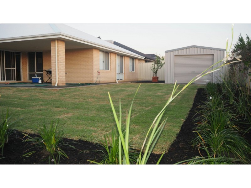 198 Sultana Road, Forrestfield WA 6058