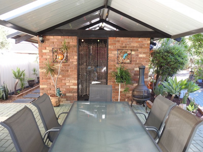 6 Ewell Court, Marangaroo WA 6064