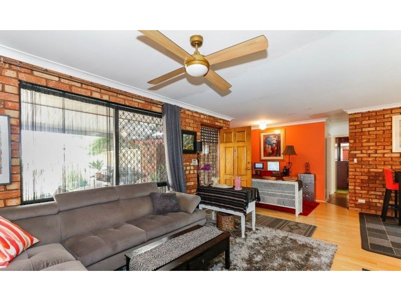 6 Ewell Court, Marangaroo WA 6064