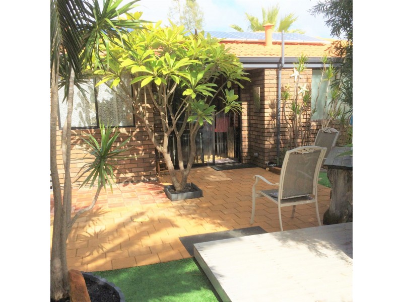 6 Ewell Court, Marangaroo WA 6064