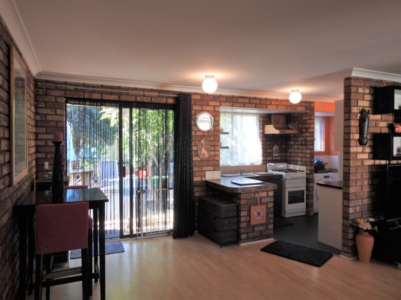 6 Ewell Court, Marangaroo WA 6064