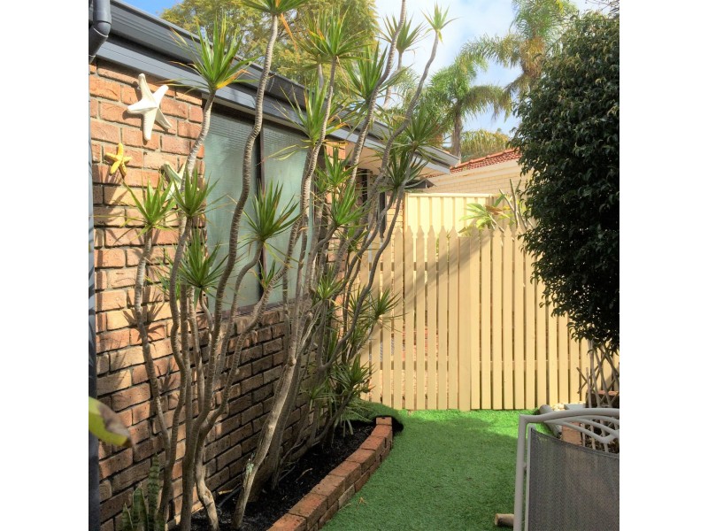 6 Ewell Court, Marangaroo WA 6064