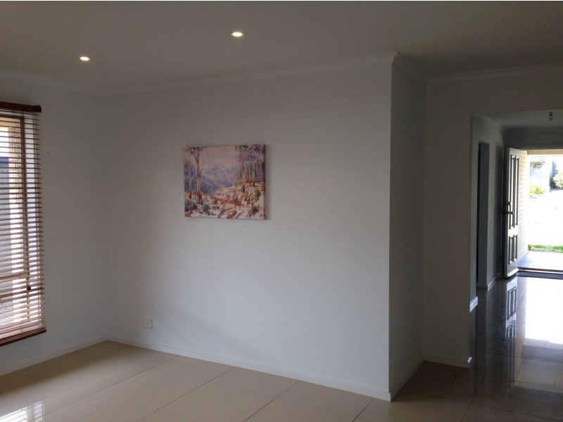 8 Duchess Court, Mount Barker SA 5251