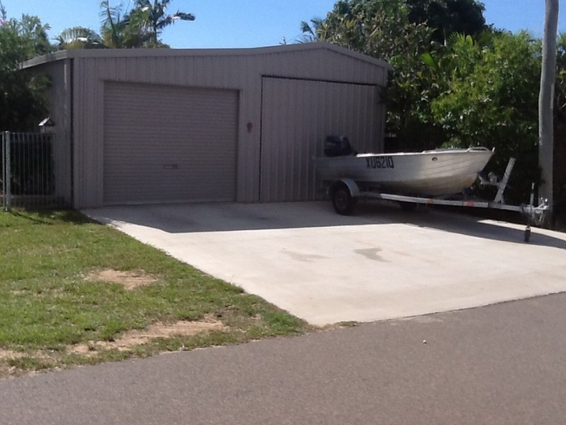 12 Coral St, Saunders Beach QLD 4818