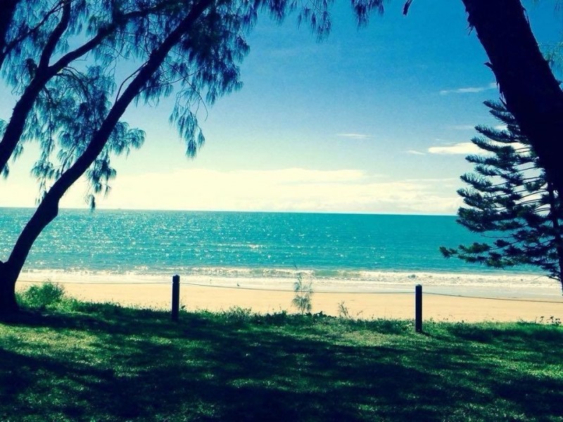 12 Coral St, Saunders Beach QLD 4818