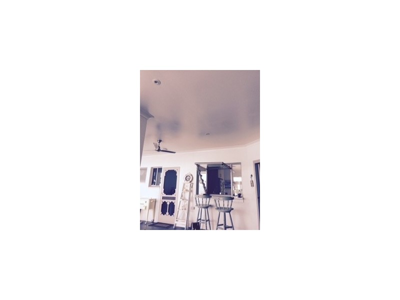 12 Coral St, Saunders Beach QLD 4818