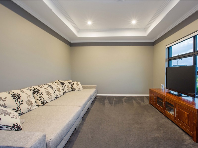 2 Flowerdale Court, Millbridge WA 6232