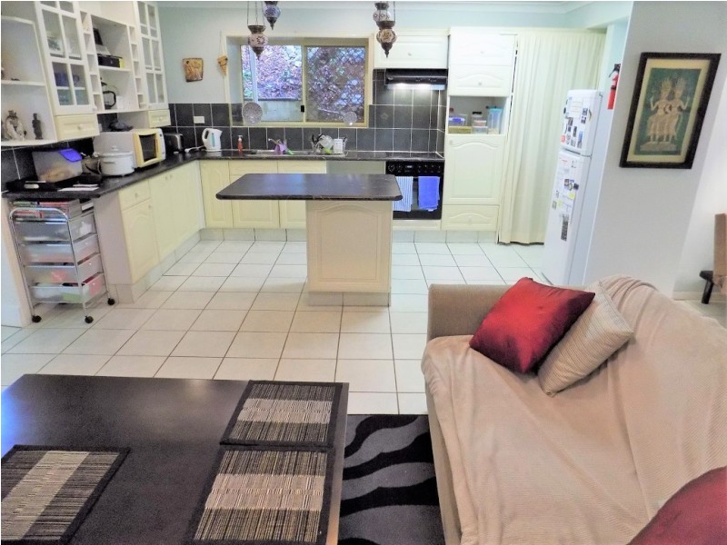 Unit 1/28A Westview Rd, Currumbin QLD 4223