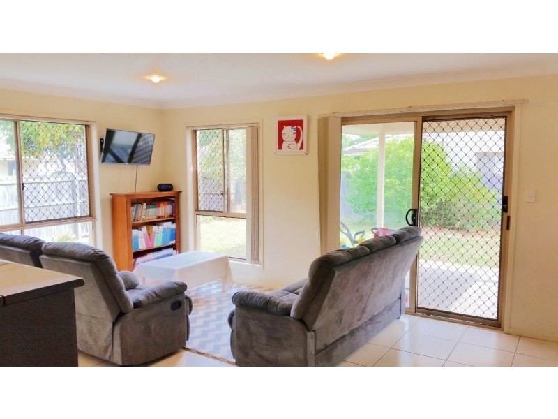 2 Mead Place, Calamvale QLD 4116