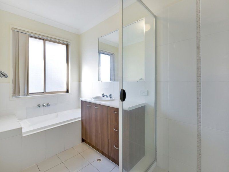 2 Mead Place, Calamvale QLD 4116