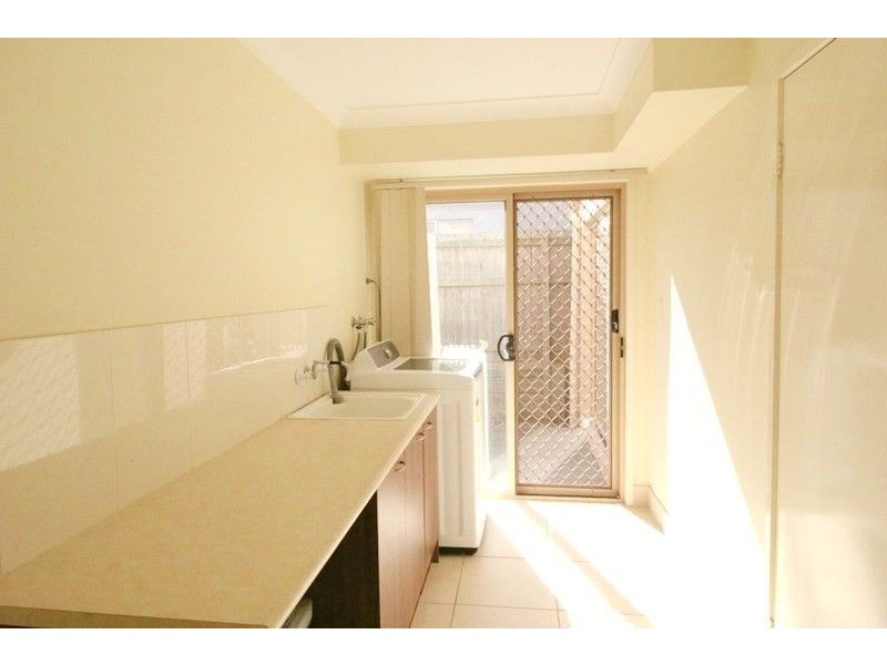 2 Mead Place, Calamvale QLD 4116