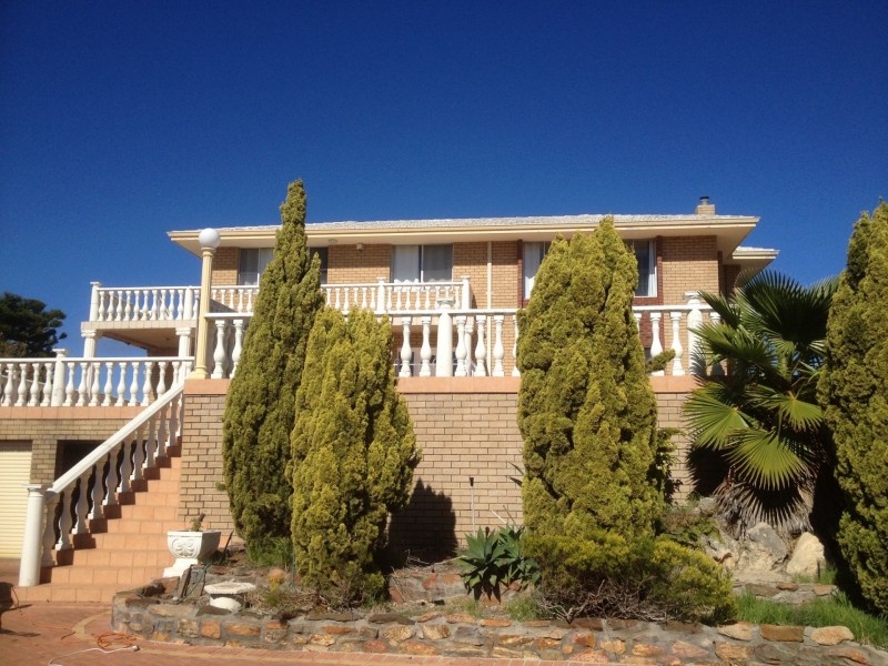 6 Cox Crescent, Quinns Rocks WA 6030