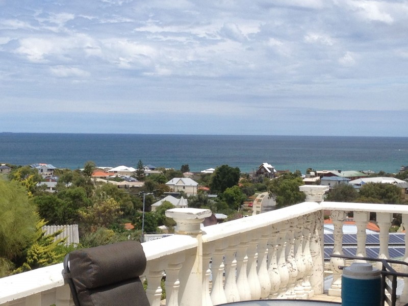 6 Cox Crescent, Quinns Rocks WA 6030