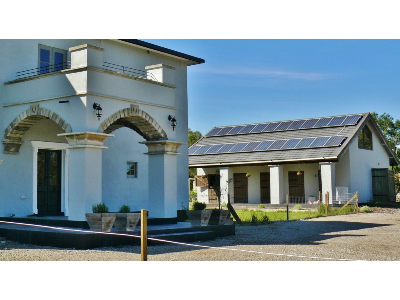 18 Amaroo Place, Cooroibah QLD 4565