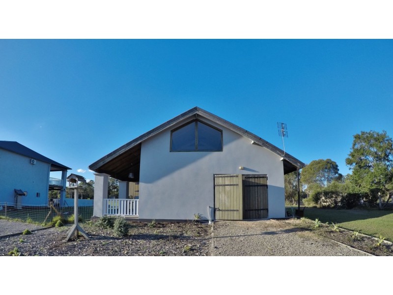 18 Amaroo Place, Cooroibah QLD 4565