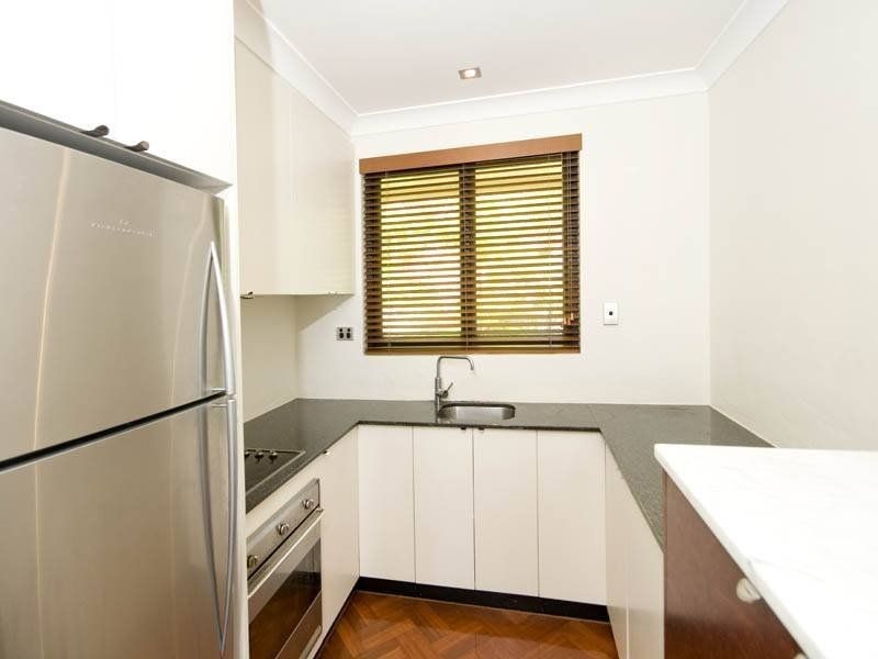 3/10 Vincent Street, Indooroopilly QLD 4068