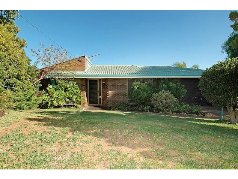 31 Maybud Road, Duncraig WA 6023