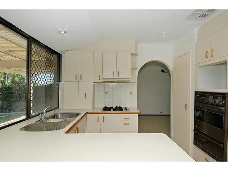 31 Maybud Road, Duncraig WA 6023