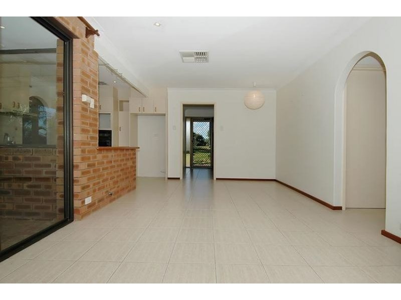 31 Maybud Road, Duncraig WA 6023