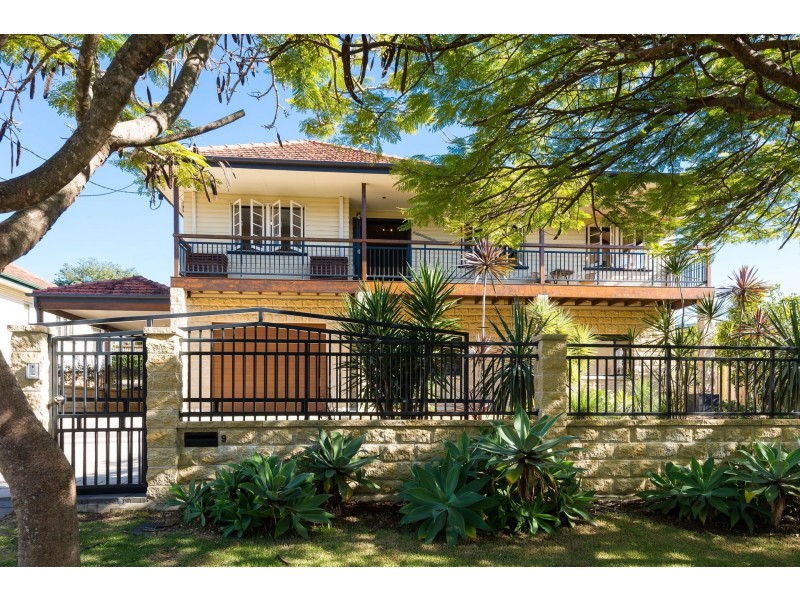 9 Bailey Ave, Tarragindi QLD 4121