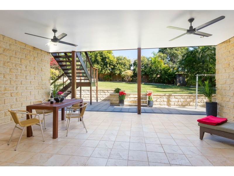 9 Bailey Ave, Tarragindi QLD 4121