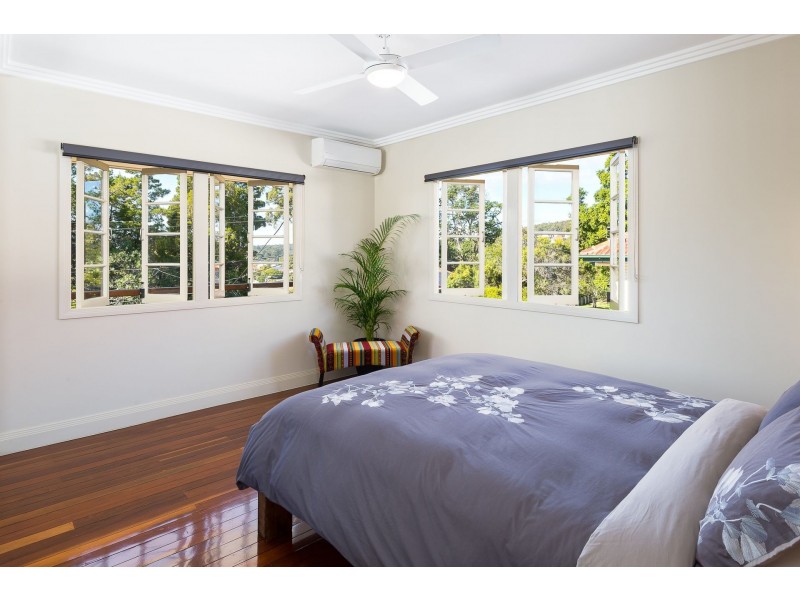 9 Bailey Ave, Tarragindi QLD 4121