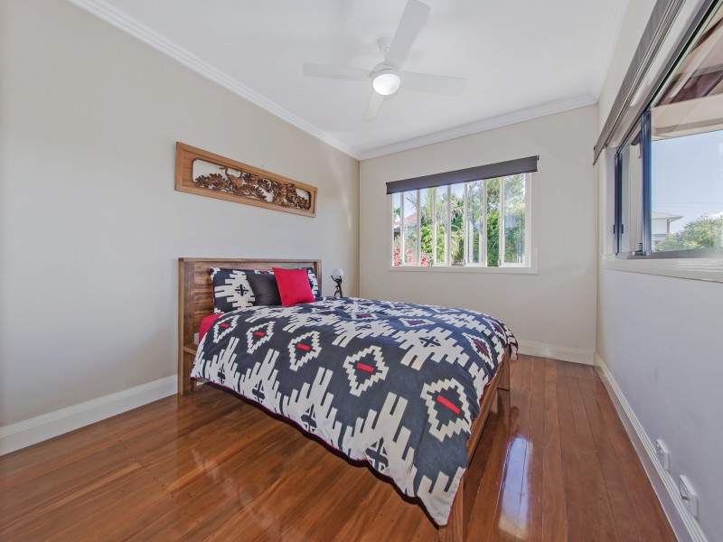 9 Bailey Ave, Tarragindi QLD 4121