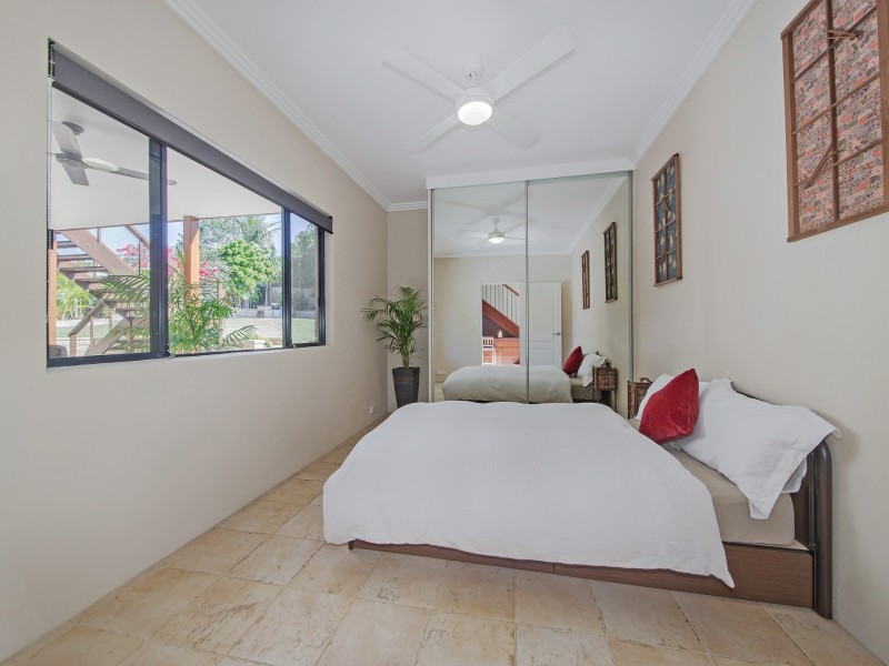 9 Bailey Ave, Tarragindi QLD 4121