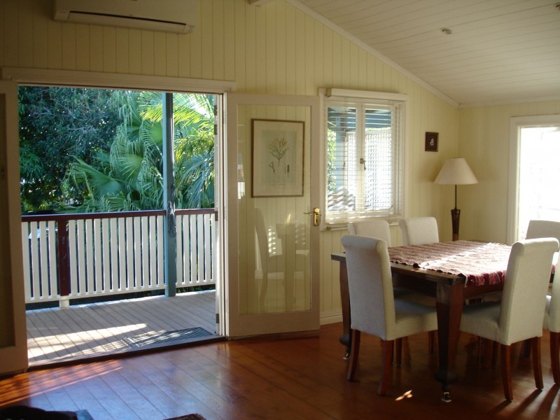 19 Twamley St, Shorncliffe QLD 4017