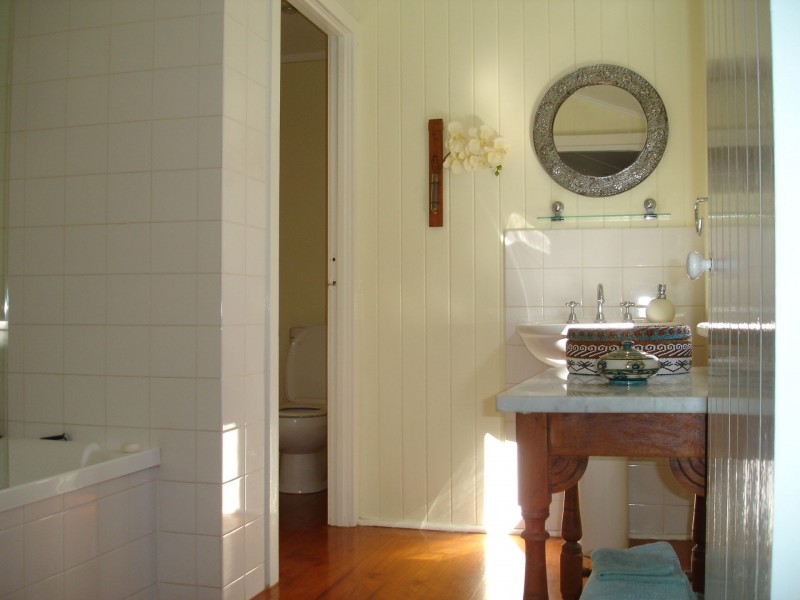 19 Twamley St, Shorncliffe QLD 4017