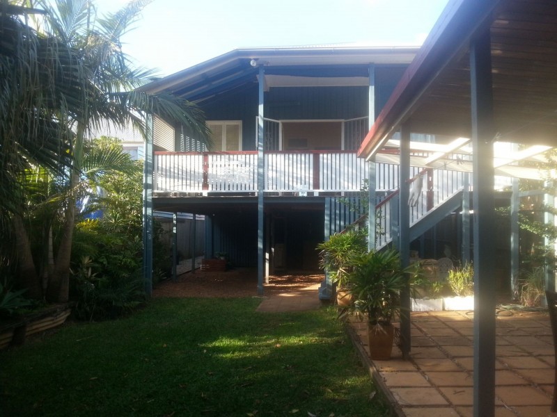 19 Twamley St, Shorncliffe QLD 4017