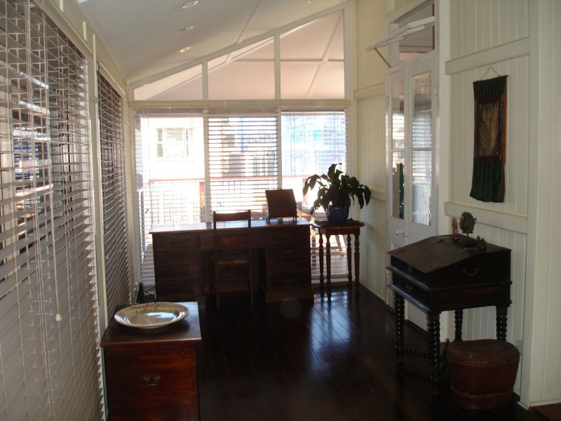 19 Twamley St, Shorncliffe QLD 4017