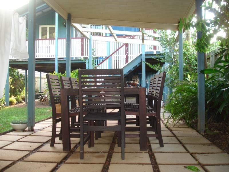 19 Twamley St, Shorncliffe QLD 4017