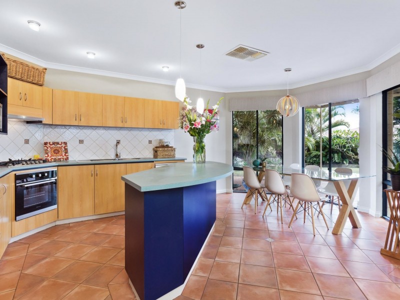 3 Cheshunt Garden, North Lake WA 6163