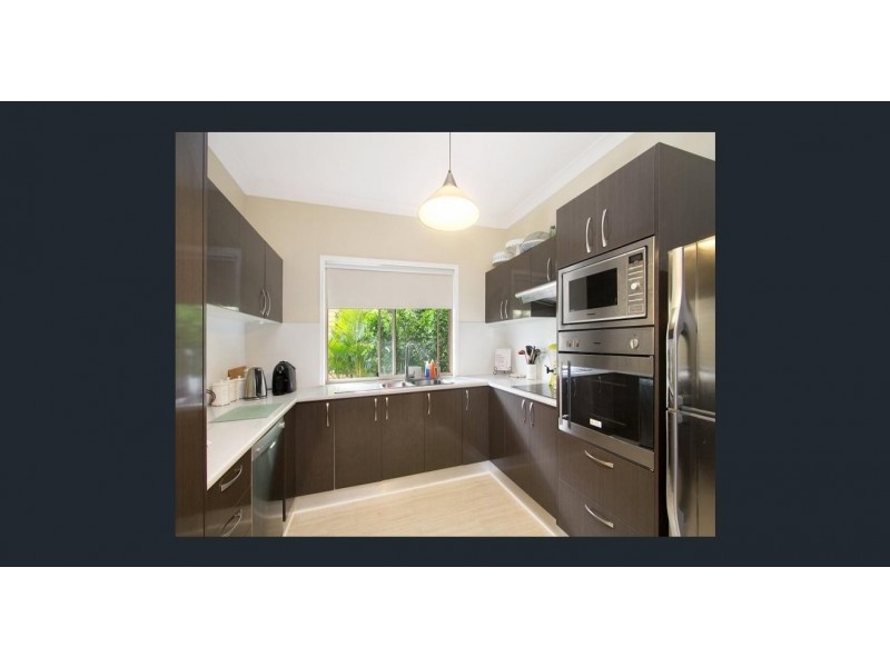 32 Broadwater Esplanade, Bilambil Heights NSW 2486