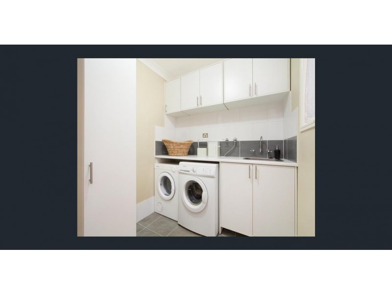 32 Broadwater Esplanade, Bilambil Heights NSW 2486