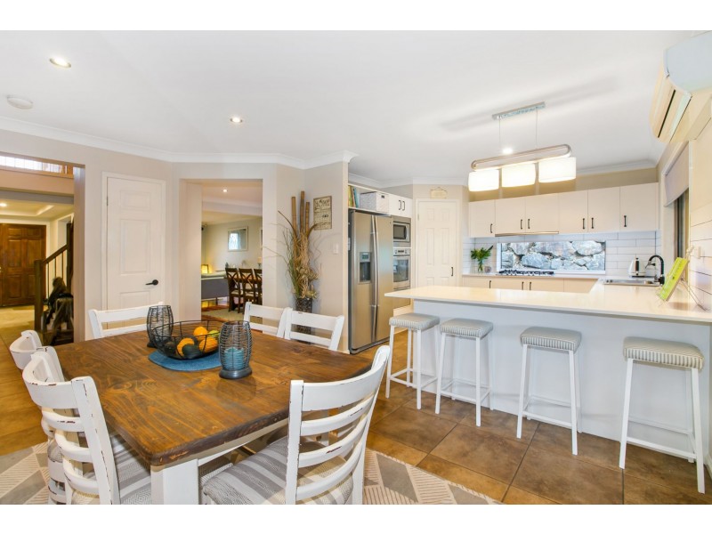 90 Salvado Drive, Pacific Pines QLD 4211