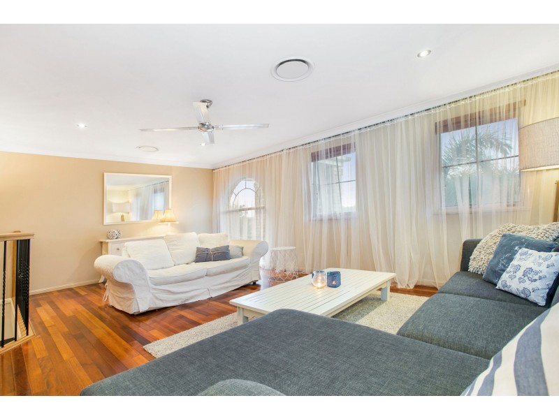 90 Salvado Drive, Pacific Pines QLD 4211